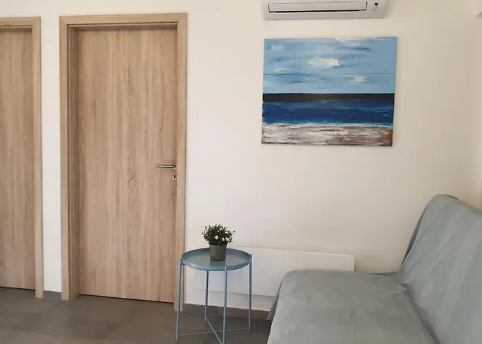 Mila - Fogas Zamárdi